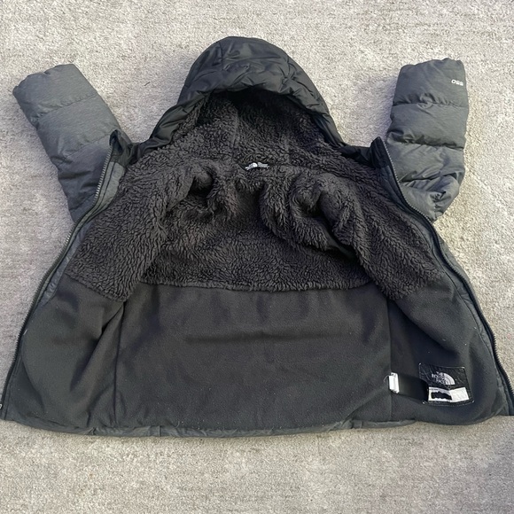 The North Face Kids' Charcoal and Black Puffer Jacket - Picture 3 of 5